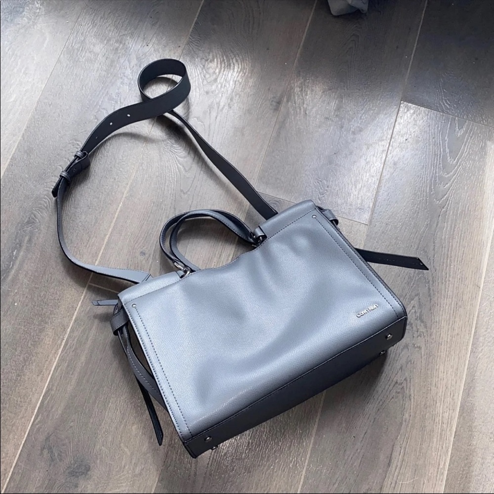 CK CROSSBODY